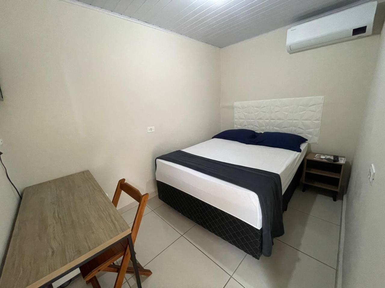 Hostel Quartos Com Banheiro Individual Perto Do Aeroporto Гуарульюс Екстер'єр фото